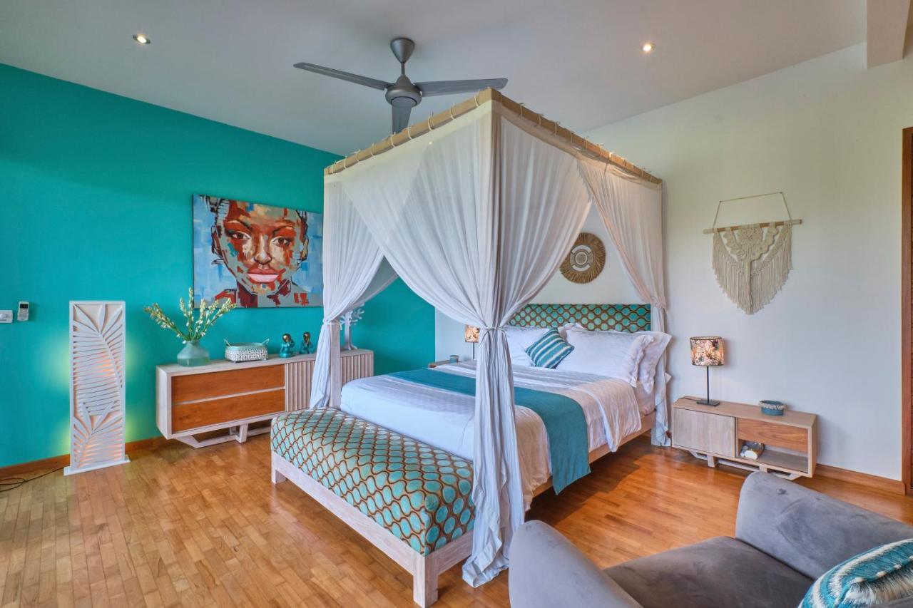 Balinese Luxurious Elegance Villa *