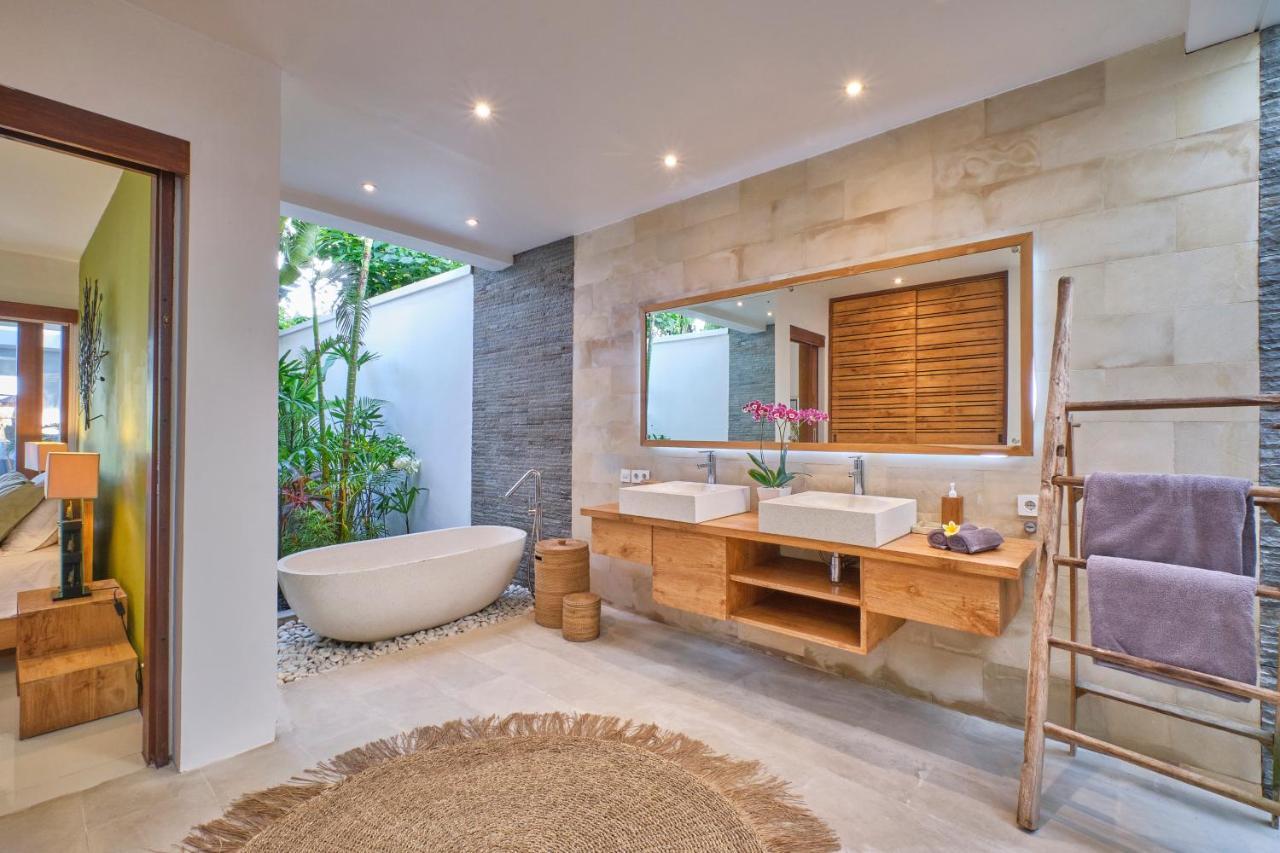 Balinese Luxurious Elegance Villa *