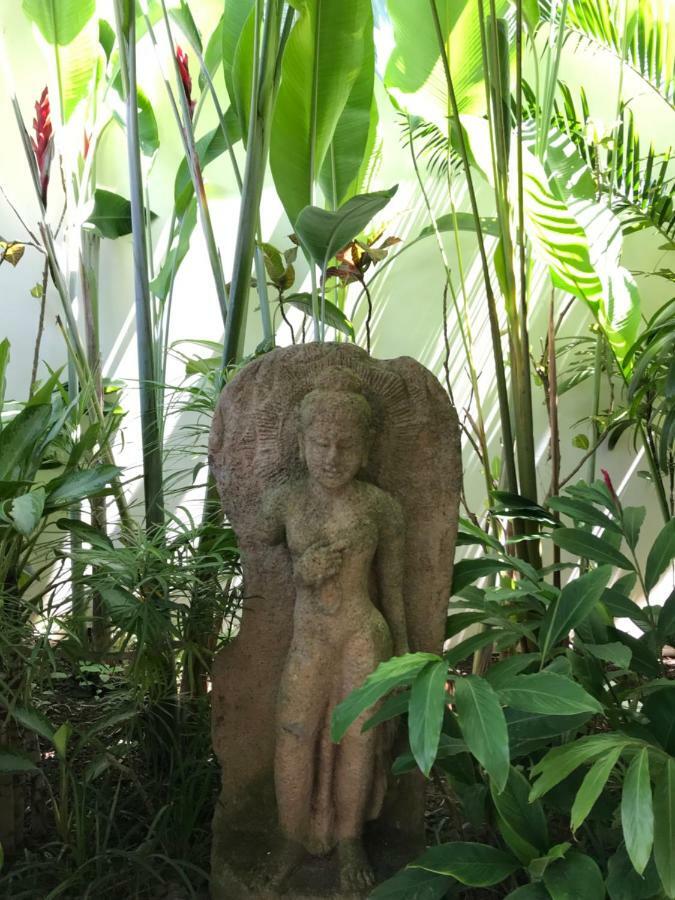 Villa Balinese Luxurious Elegance Ubud